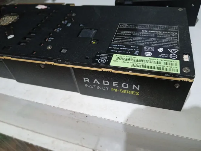 AMD MI50 32gb MI 50 32GB