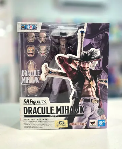 Dracule Mihawk SH Figuarts LACRADO