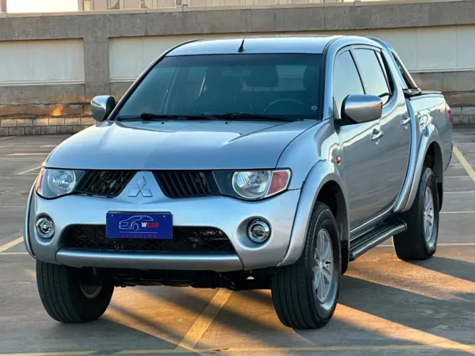 Mitsubishi L200 Triton HPE 3.2 CD TB Int.diesel AUT 2008