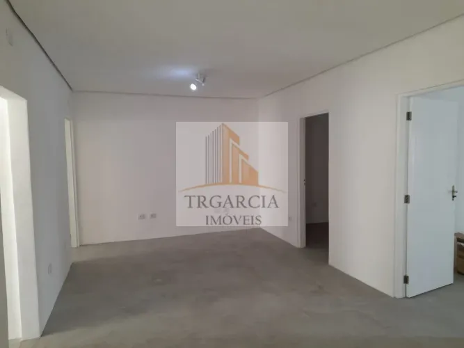 Conjunto Comercial em Vila Formosa - SP: 70m², 2 Banheiros, locação por R$3.500