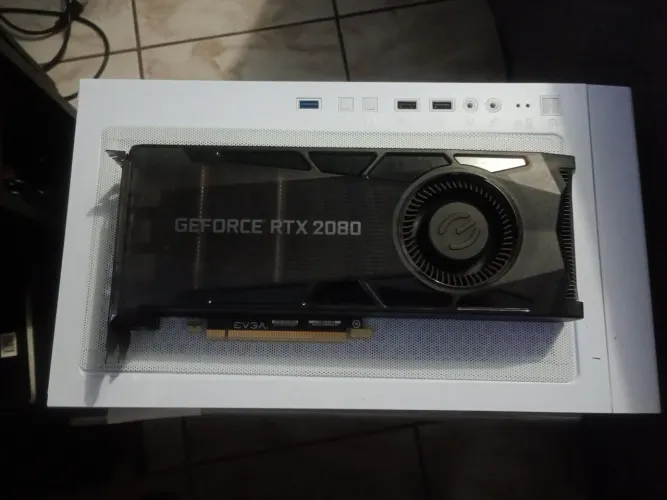 Placa de vídeo RTX 2080 SUPER EVGA