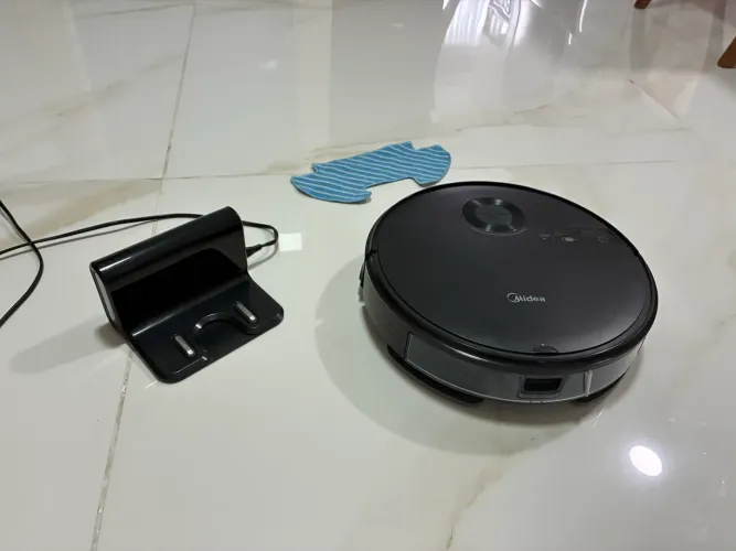 Robô Aspirador Midea