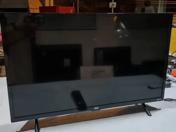 TV AOC 32 Polegadas não Smart sem defeitos