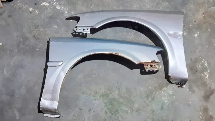 Par de paralamas dianteiros, esquerdo e direito do Chevrolet Vectra B 97 A 05 
