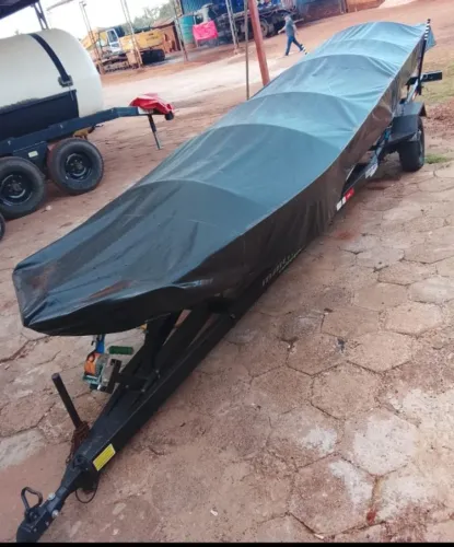 Barco , motor e carretinha 2025