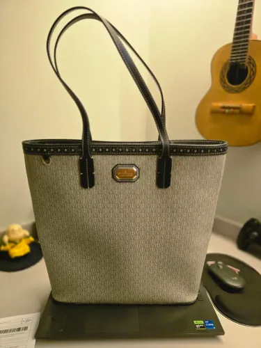 Bolsa Victor Hugo