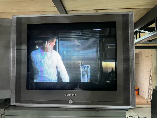 Tv de Tubo Samsung CRT 29 Polegadas CL-29M21MQ