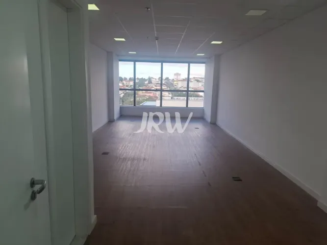 SALA COMERCIAL A VENDA NO EDIFÍCIO SKY TOWER NA CIDADE DE INDAIATUBA SP