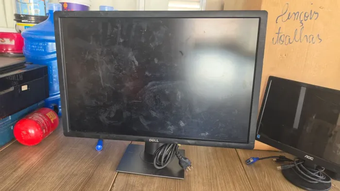 Monitor Dell UltraSharp U2413 24" IPS 1920x1200 com Base Original + Base Nova