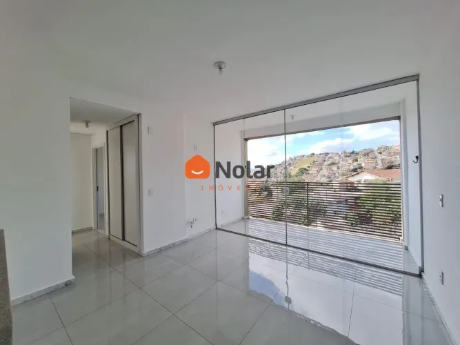 Apartamento á venda de 2 quartos com varanda e 2 vagas no Santa Efigênia em Belo Horizonte