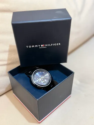 Vendo Relógio Original da Tommy Hilfiger nunca usado