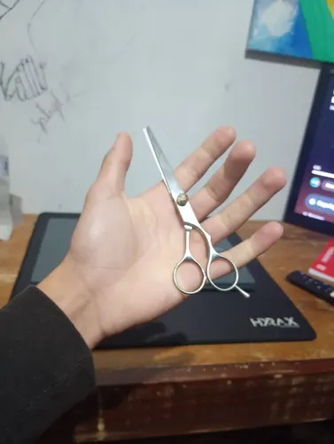 Ótimas tesoura de barbearia