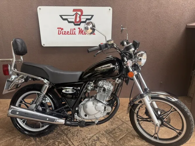 Suzuki Intruder 125 2011