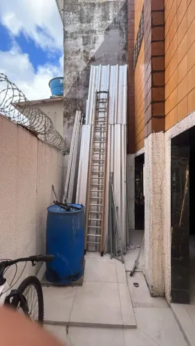 Telhas e ferragens (Tenho que vender hoje).