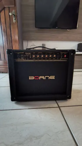 Amplificador para guitarra Borne Vorax 840 studio
