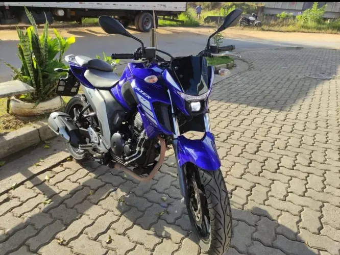 Fazer 250