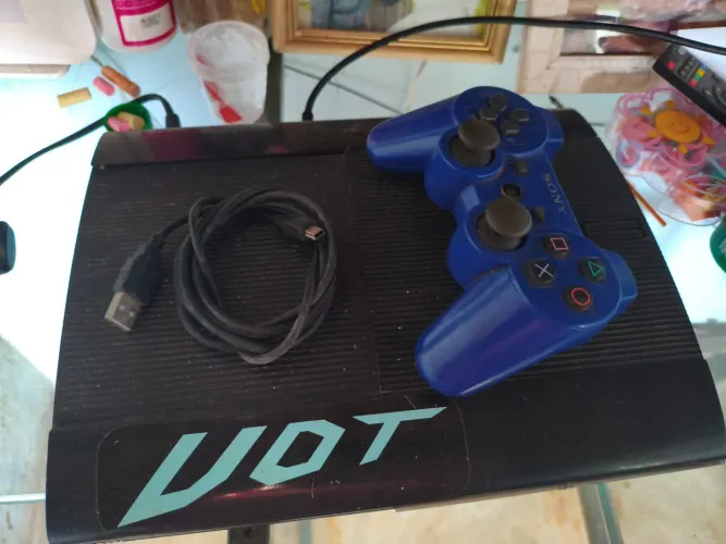 Vendo ps3 desbloqueado com vários jogos