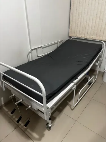 Cama hospitalar