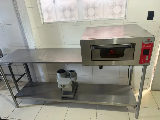 Bancada de Aço Inox para pizza e demais atividades