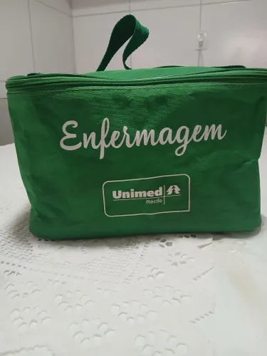 Lancheira termica( R$30,00)