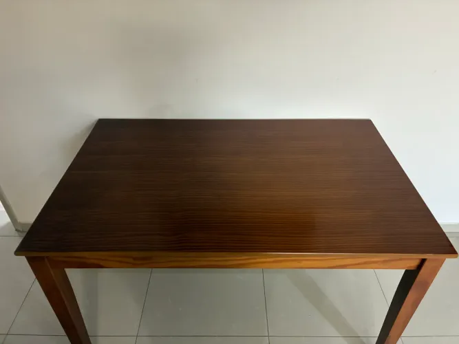 Mesa Tok Stok usada