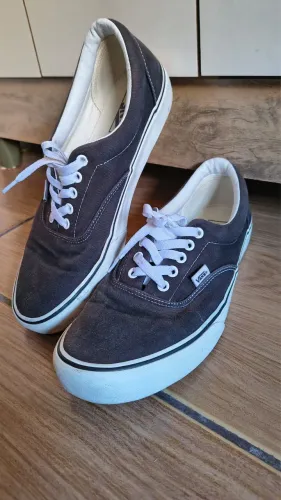 Vans Authentic tamanho 41 - original.