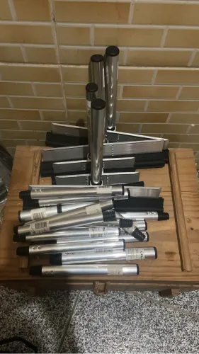 desfazendo da loja rodos pequenos de alumínio