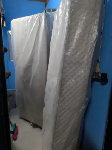 Vendo Cama Box Queen + Colchão Queen Ecoflex