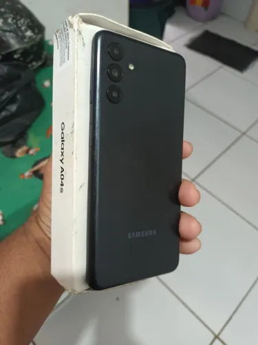 Celular A04s Sem Defeitos