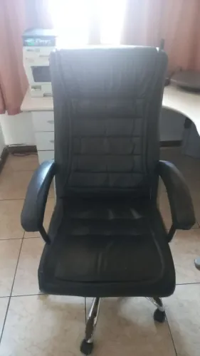 Vendo Cadeira Presidente de Escritório