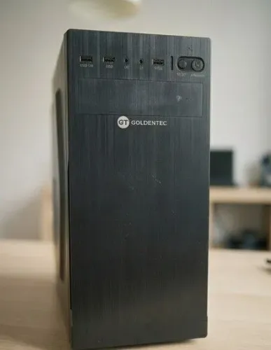 Gabinete Goldentec