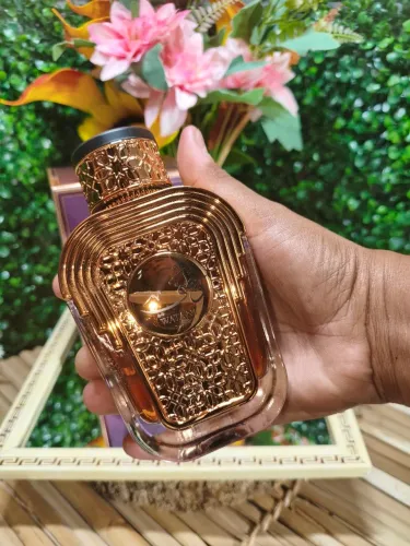 Perfume Árabe Feminino Watani( loja de presentes online)