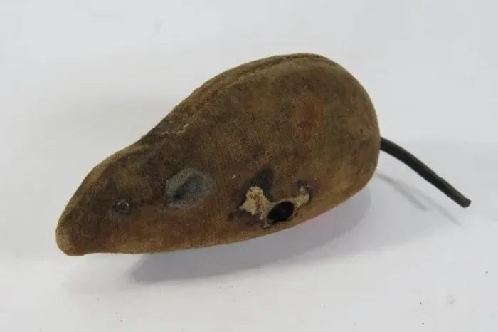 BRINQUEDO ANTIGO - SCHUCO modelo MIKIFEX, RATO / RATINHO fabricado na ALEMANHA na