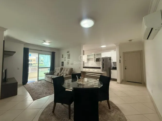 Apartamento mobiliado 3 quartos com suíte no centro de Chapecó