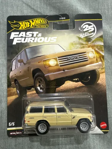 Hot Wheels Velozes e Furiosos Toyota Land Cruiser FJ60
