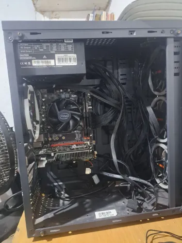 PC com I5 9400f +8GB Drr4+Fonte 500w