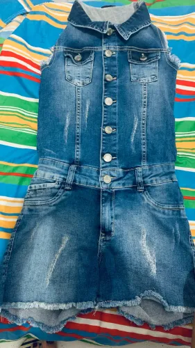 Macaquinho Jeans Destroyed Mokkai Jeans Regata Botões Frontais