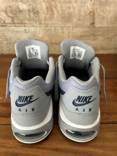 Vendo Tênis Nike Air Max Command Original - Cinza - Nº 40 BR (EUR 42)