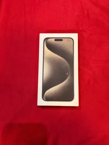 Caixa iphone 15 pro max original 