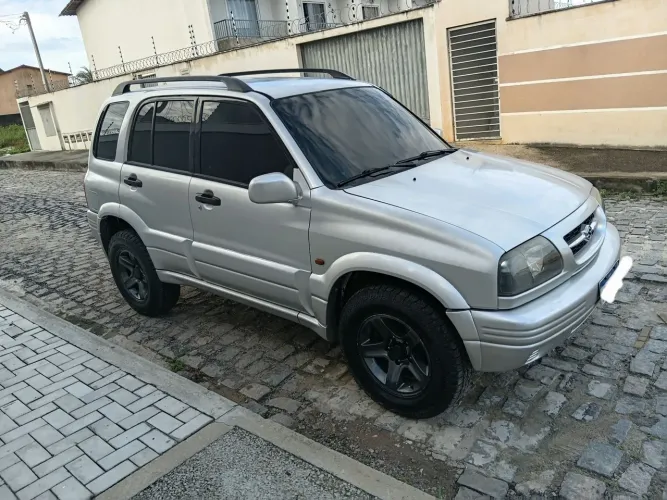 Suzuki Grand Vitara 2.0 16V 4x2/4x4 5P Mec. 1999