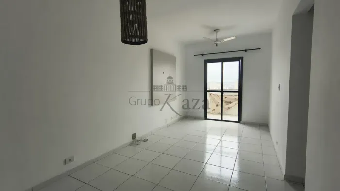 Apartamento - Residencial Pacaembu - Centro - 2 Dormitórios - 77m².