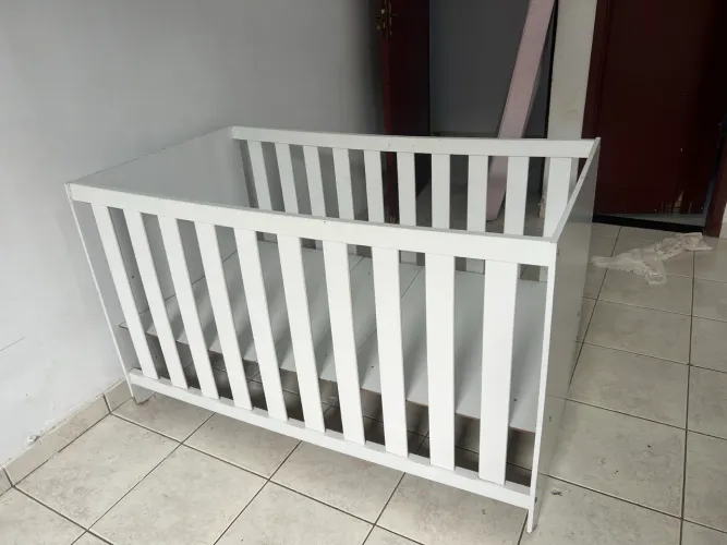 Berço com colchão  