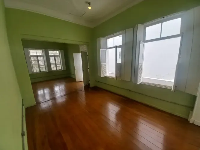 Imóvel para aluguel possui 150 metros quadrados com 5 quartos em Paraíso - São Paulo - SP