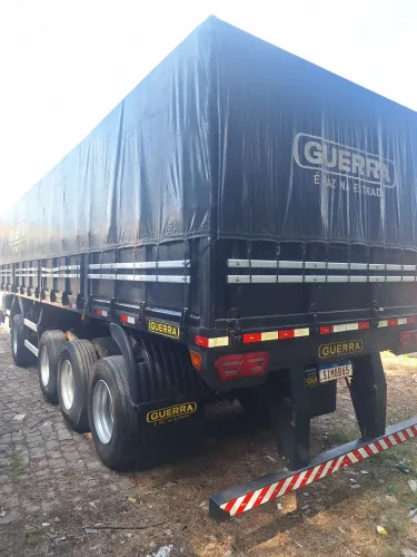 Carreta graneleiro