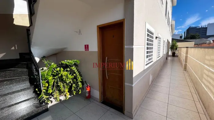 Apartamento com 1 dormitório para alugar, 31 m² por R$ 1.739,12/mês - Vila Mazzei - São Pa
