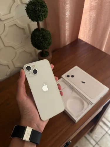 iPhone 13 Branco - 256GB