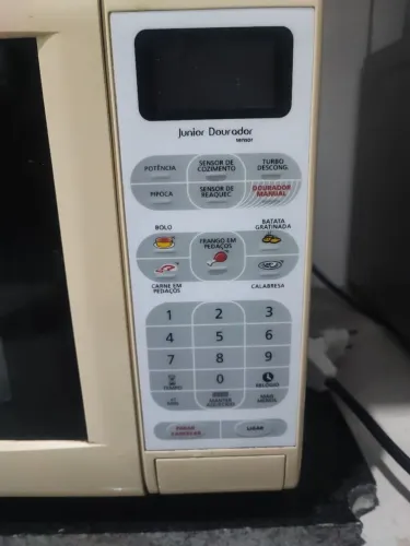 MICRO-ONDAS PANASONIC