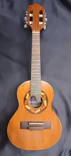 Cavaco Leite Luthier cedro maciço Elétroacustico 