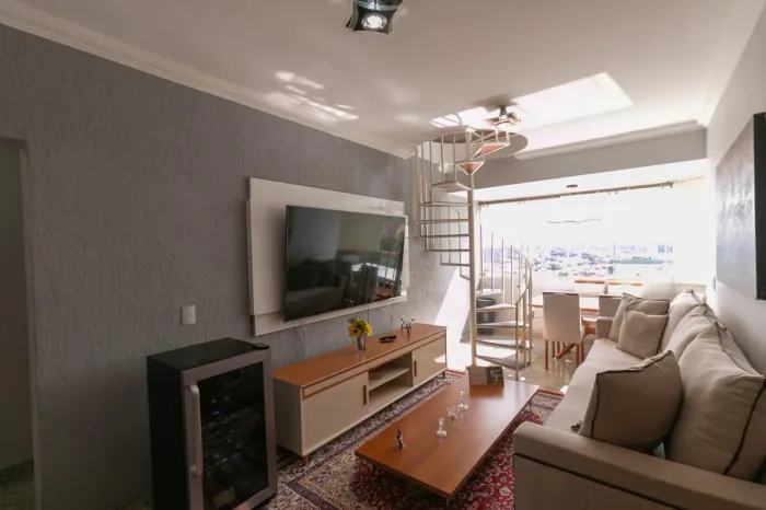 Apartamento à Venda - Heliópolis, 3 Quartos, 197 m2