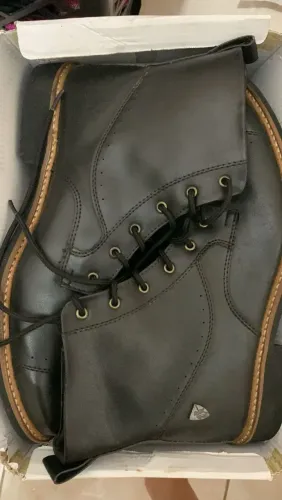 Bota MR. KITSCH nova
